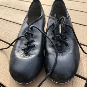Tap shoes
